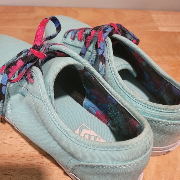 Vans Off The Wall Mint Low Sneakers Womens Size 8 - Picture 7 of 7